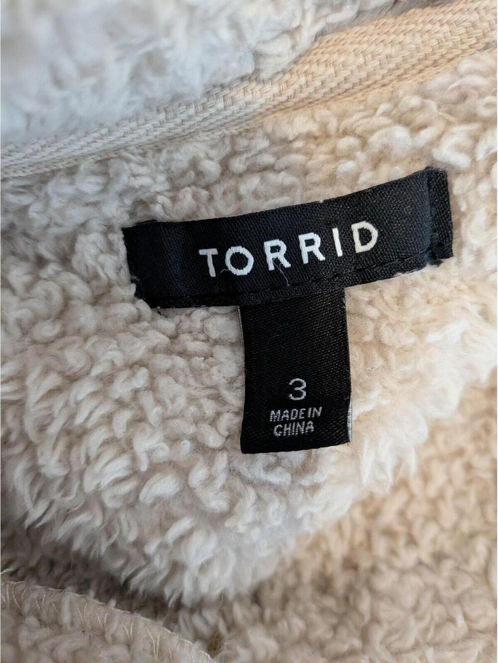 Torrid Jacket Womens 3 Beige Sherpa Fleece Full Zip Pockets Lined Cozy - Picture 5 of 6